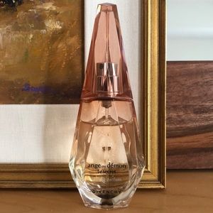 Givenchy ange ou démon le secret - ~30 mL
